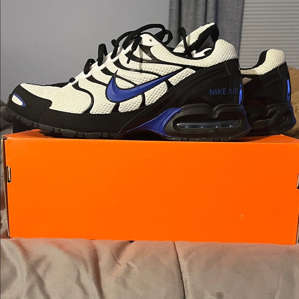 Nike Air Sneakers Black White Blue Accents